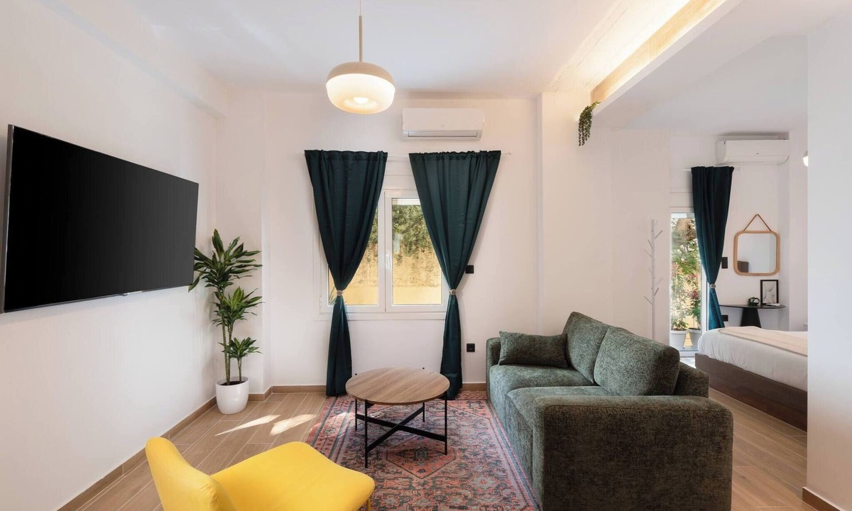 Petralona Apartment | 1BR Stylish Apt 20 Minutes from Acropolis