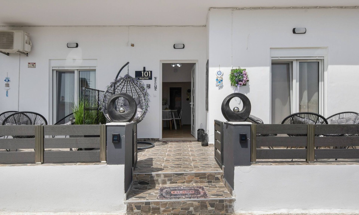 Fanai Apartment | 2-Bedroom Suite with Panoramic Views in Fanes