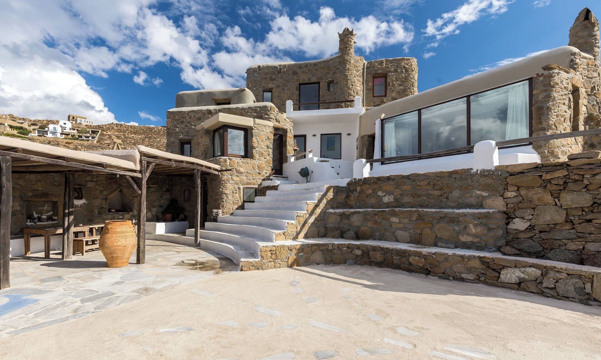 Fanari House | ⋆ 5BR Oceanside View Near Lighthouse- Pharos VM ⋆