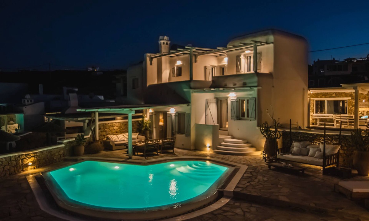 Kalafatis Villa | 6Bedroom Villa with private pool, located in Kalafatis, Mykonos