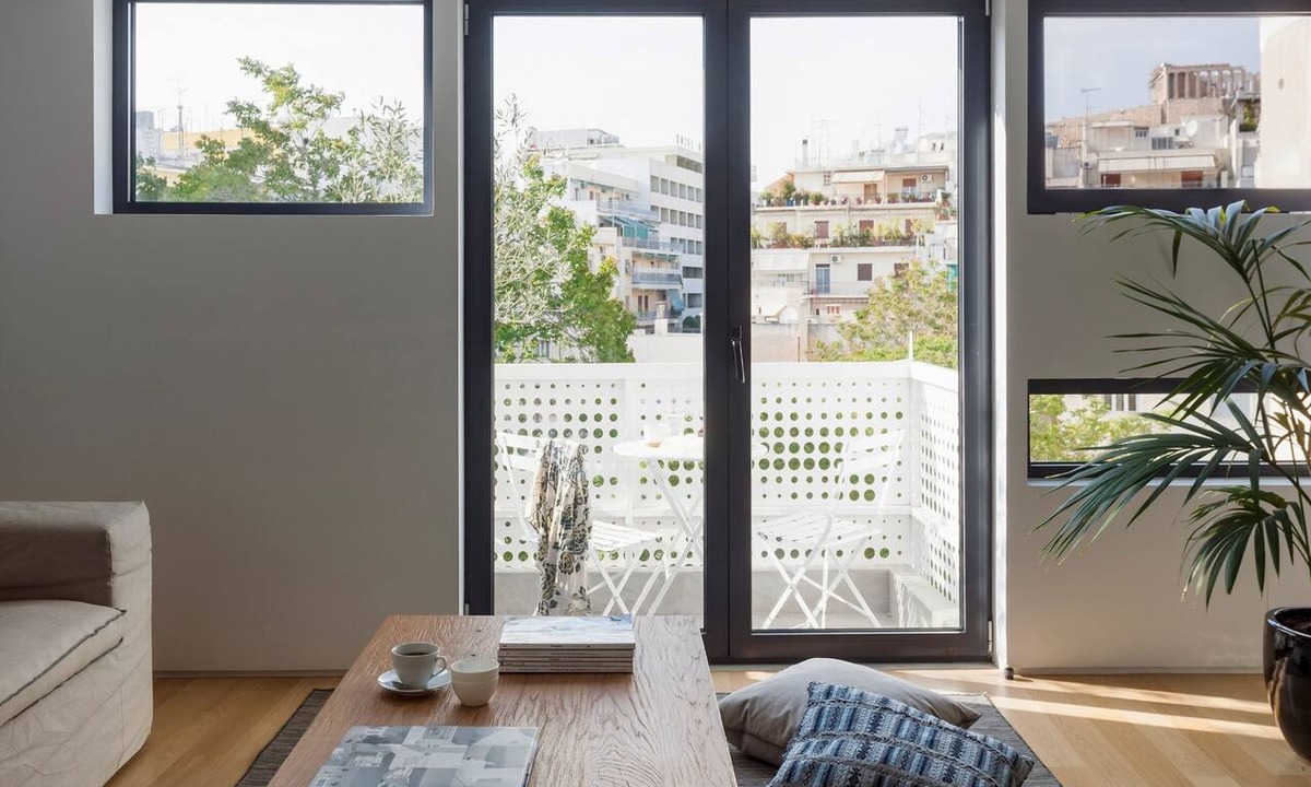 Koukaki Apartment | Acropolis Maisonette, Urban Stripes Athens