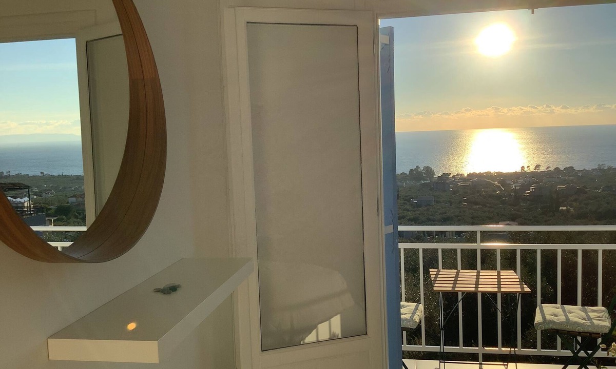 Lefktron House | Breathtaking sea views .