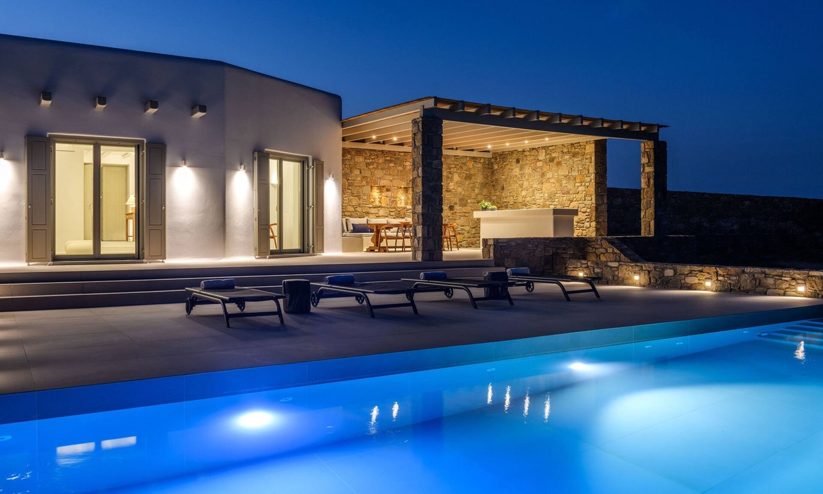 Kalafatis House | Cycladic Island Villa over Kalafatis Beach/Scenic views of Aegean Sea