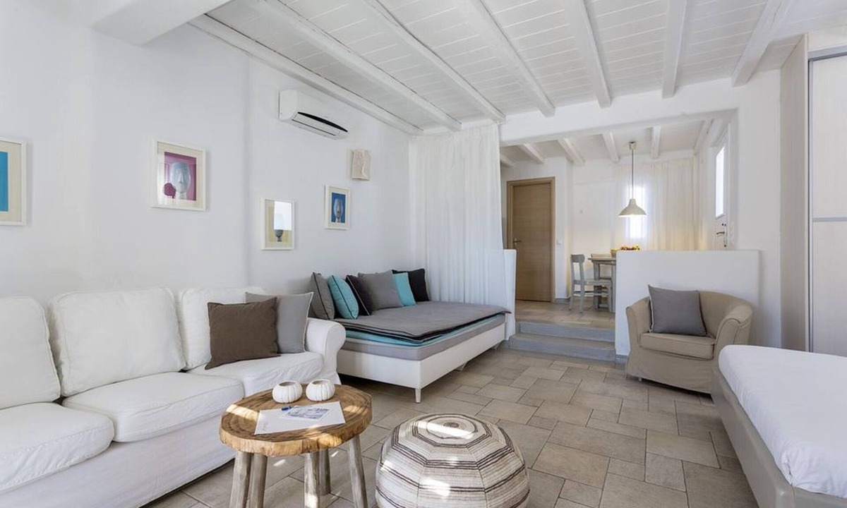 Ornos Villa | Deluxe Mykonos Villa | Villa del Sol Junior Suite | Outdoor Pool | Ornos
