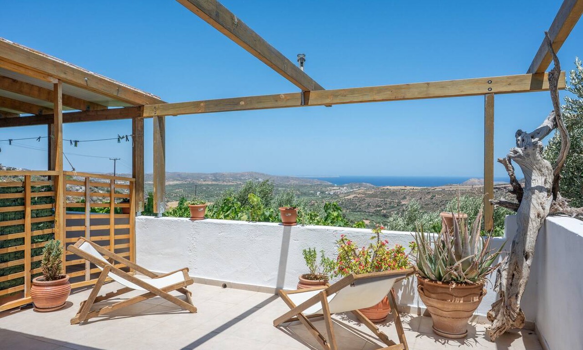 Vigla House | Eco-Friendly 'Lydia Guest House - Sea' with Sea View, Private Terrace & Wi-Fi