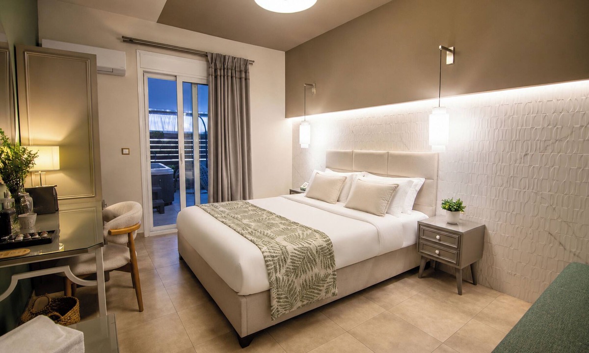 Katerini Hotel | ELLE Rooms & Suites