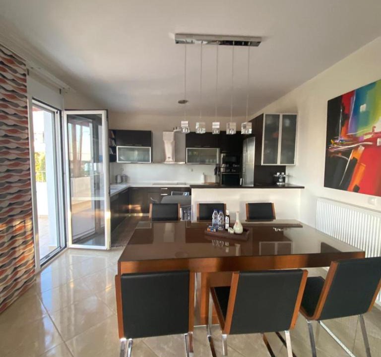 Kounoupidiana Apartment | Ellie's house
