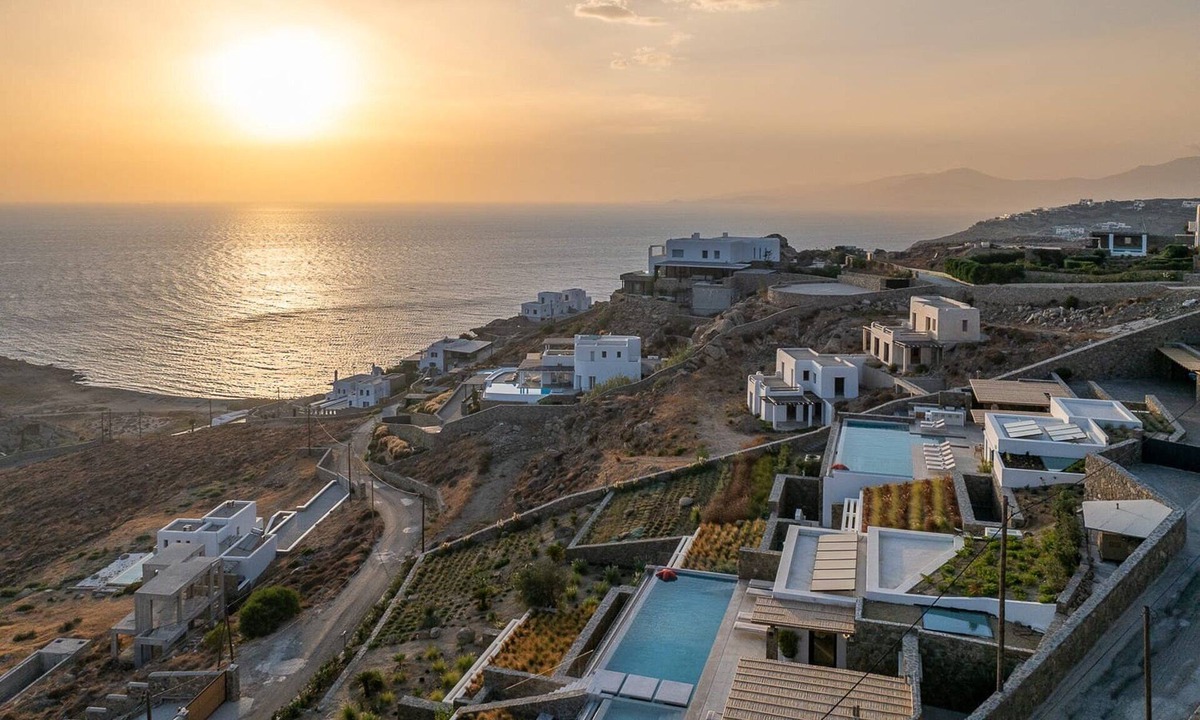 Agios Stefanos Villa | Endearing Mykonos Villa | Villa Thea Mare | 13 Bedrooms | 2 Villa Complex |.