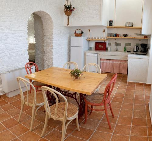Andros Town Apartment | Est 1852 Andros - Katoi Art