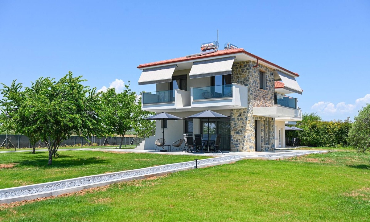 Paralia Dionysiou Apartment | Estelle luxury living Premium Apartment in Paralia Dionisiou (101)
