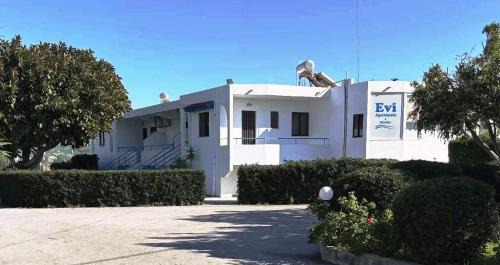Theologos Apartment | Evi Apartments And Studios