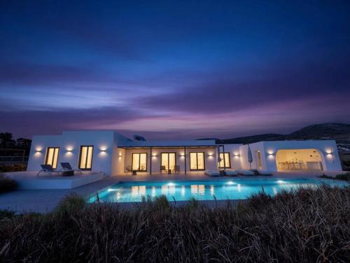 Paros Villa | Faragas Hill Euphoria Villa