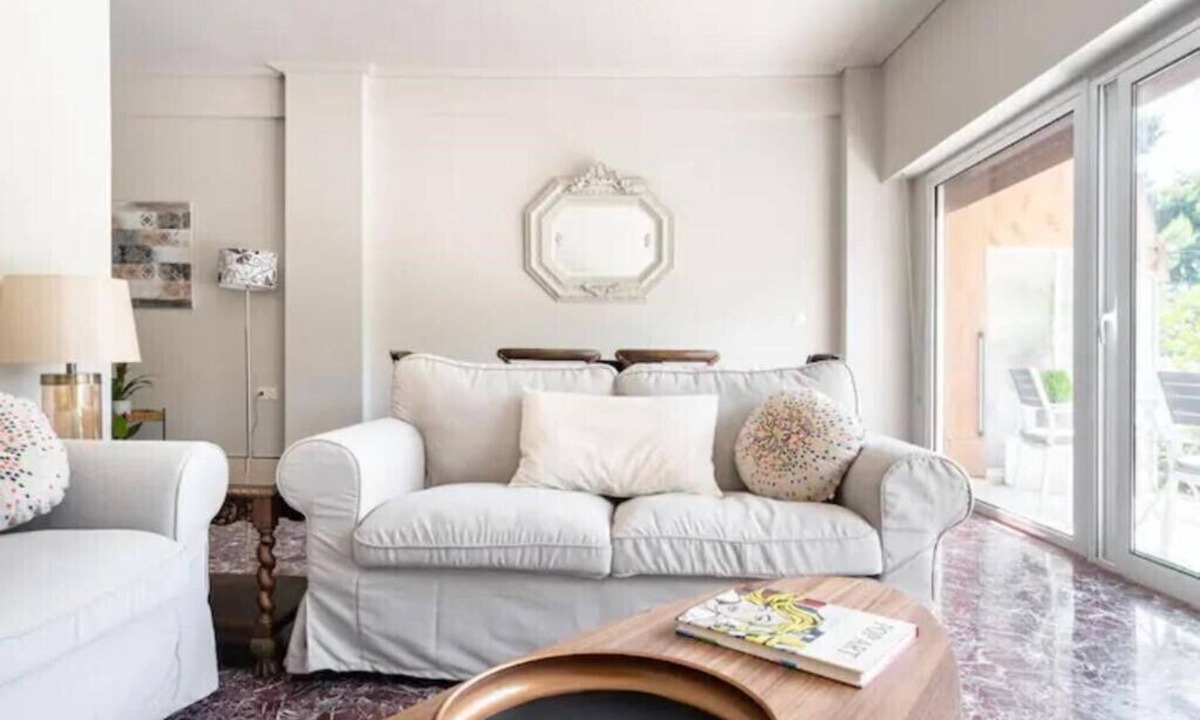 Palaio Faliro Apartment | Flisvos Marina park view apartment