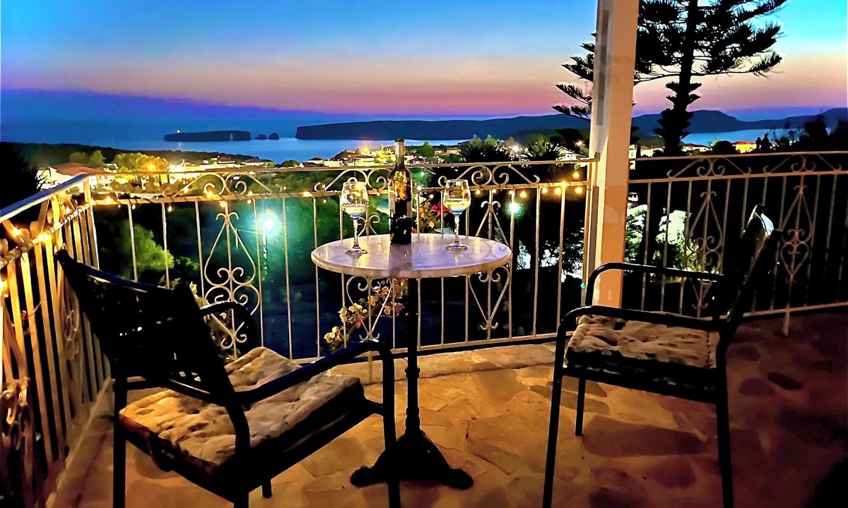 Pylos House | Gianna's Guesthouse: Peaceful hilltop home with breathtaking sea views & sunsets
