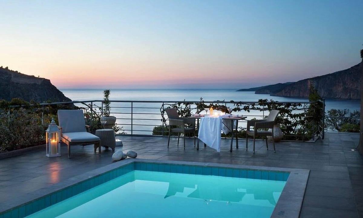 Assos Villa | Gorgeous Kefalonia Villa | Villa Timothy | 2 Bedrooms | Seafront