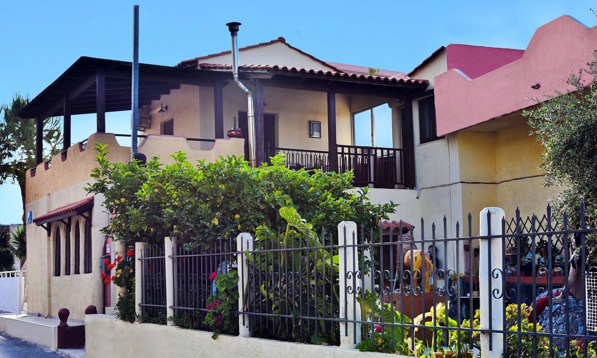 Gazi Apartment | Gorgona Apt