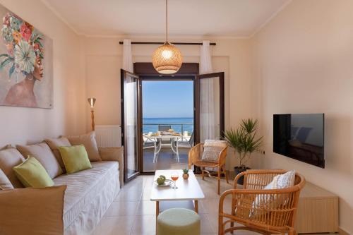 Sfakaki Apartment | Green – A Seaside Escape with Mesmerizing Views