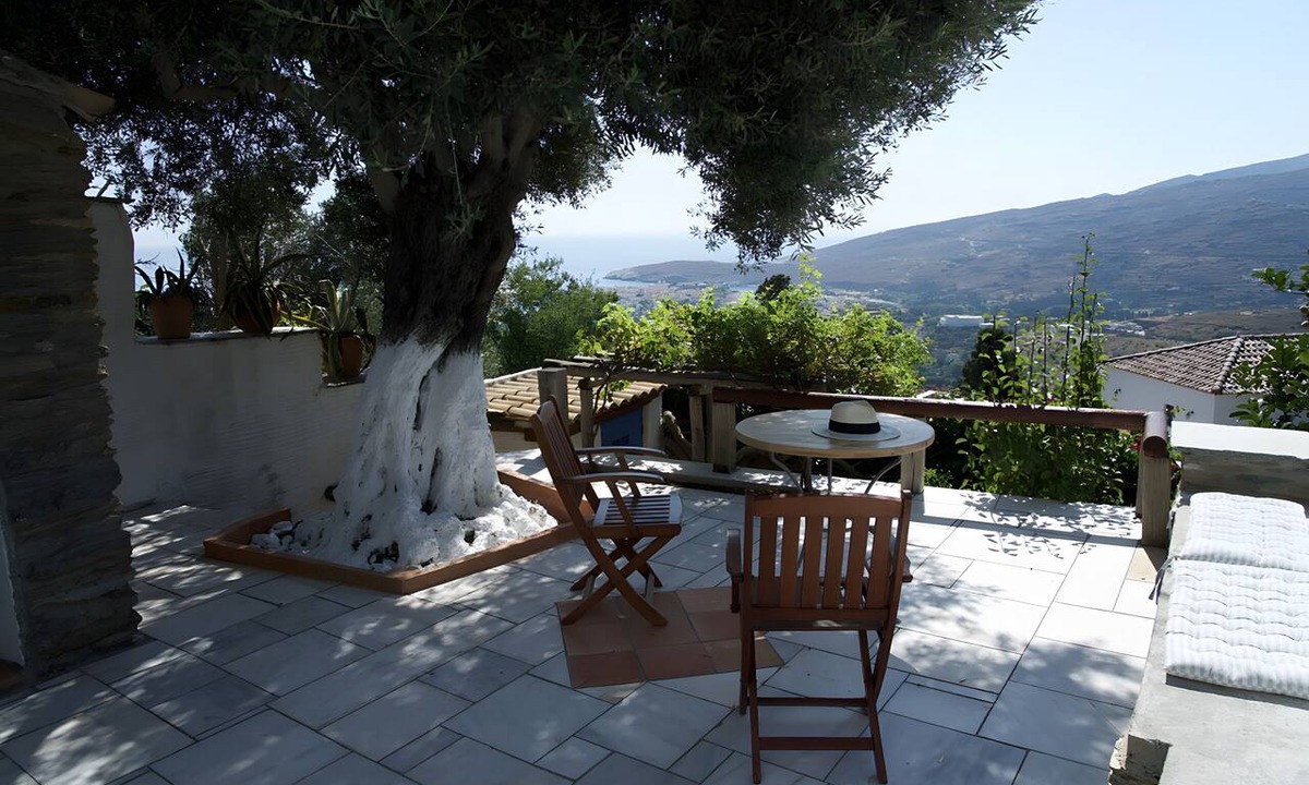 Andros Town House | Holiday Home 'Alba Andros Studio' with Sea View, Wi-Fi and Air Conditioning