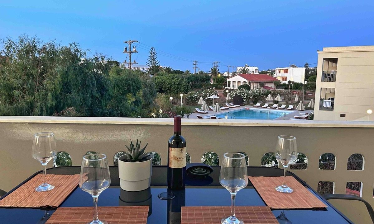 Agkisaras House | Holiday Home 'La Casa Di Leone Casa Sorella' with Sea View, Wi-Fi and Air Conditioning