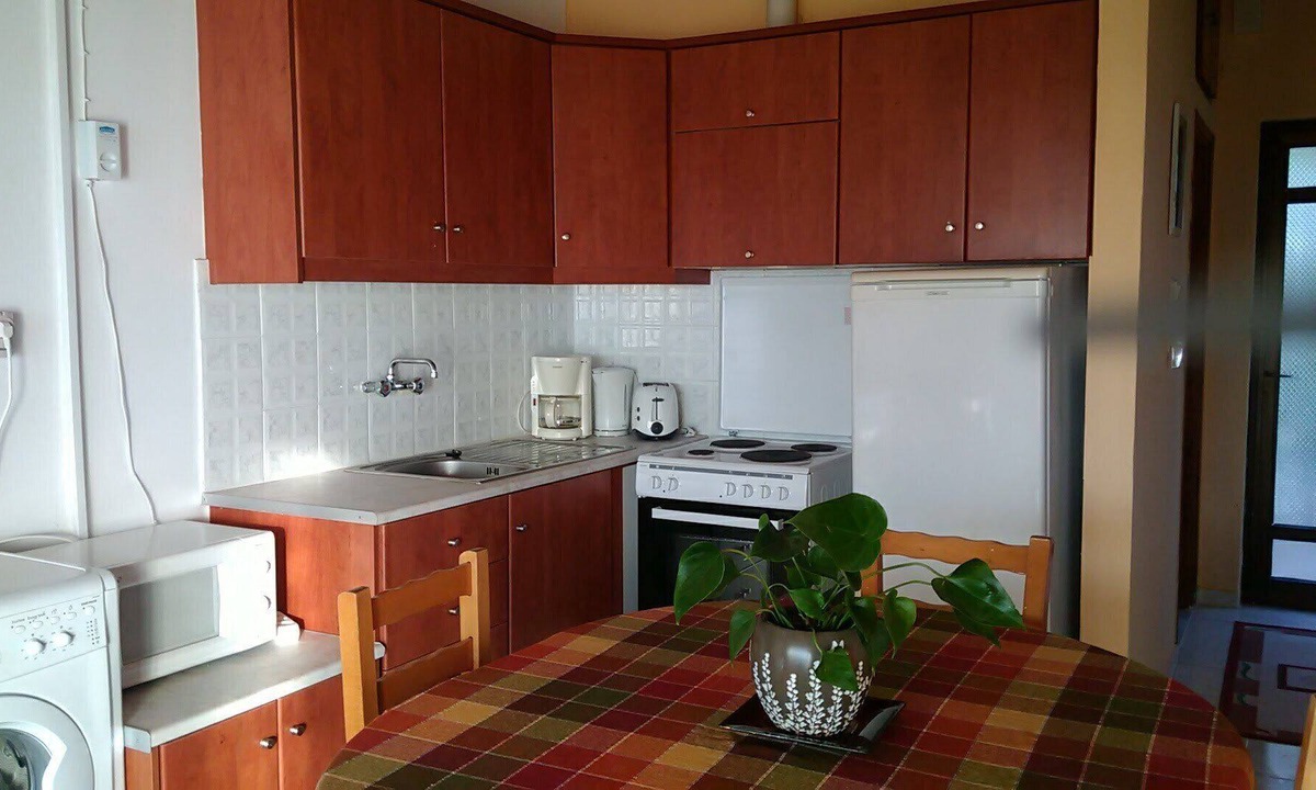 Kompi House | House Michalis Haikos two minutes walk to the beach Peroulia