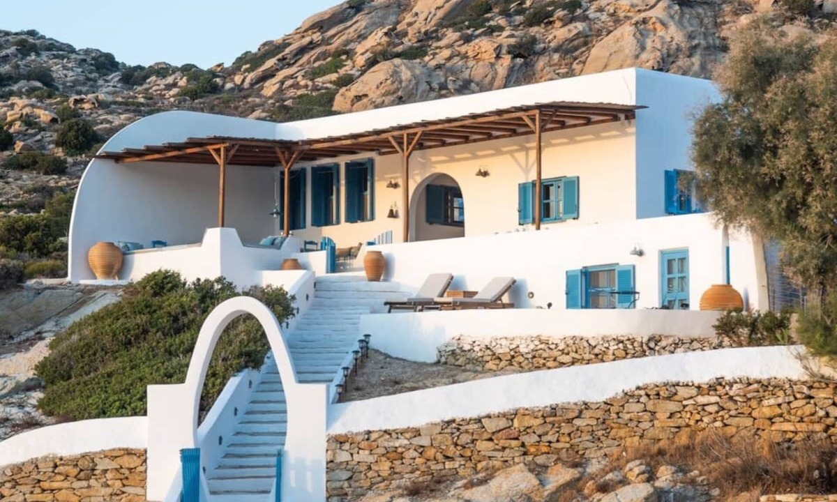 Milopotas House | Ios Villa - On the Beach