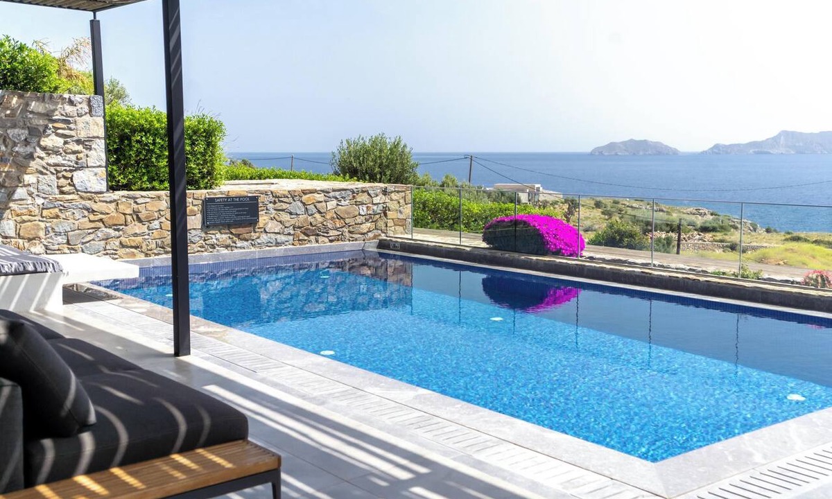 Vizari Villa | Kumo Villa III - Luxe Coastal Escape with Sea Views