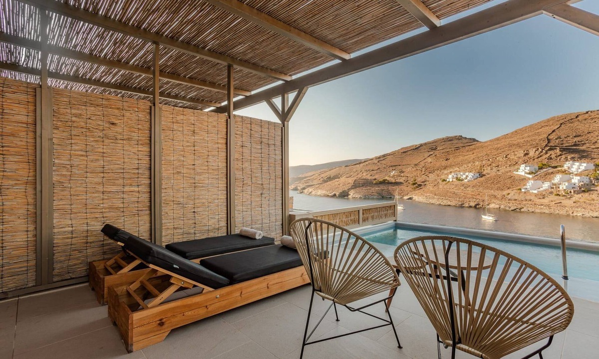 Kithnos Apartment | Lavish Kythnos Suite | Kosmos Suite | Breathtaking Sea Views | Private Pool |.