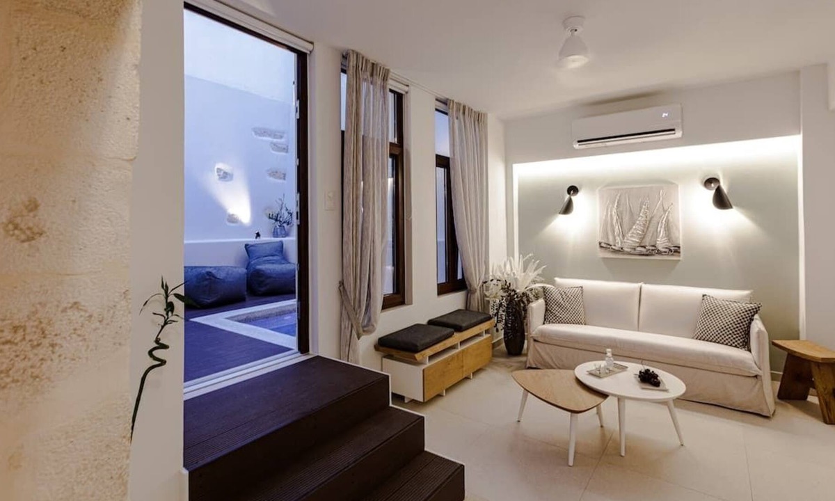 Old Town Rethymnon Apartment | Le Bijou Luxury Ground Suite, chic & stylish vacation!