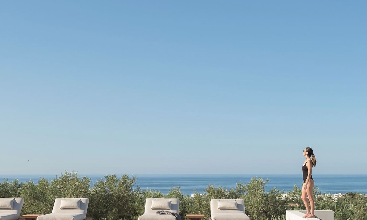 Pigianos Kampos Villa | Lioterra Villa, 1.5Acres Inspired by Earth & Sea