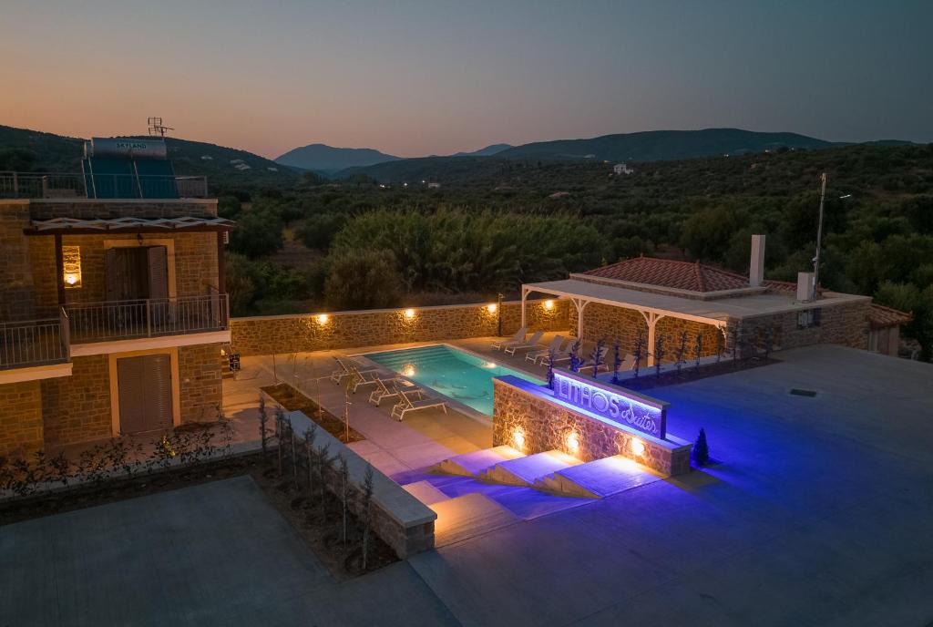 Pylos-Nestoras Hotel | Lithos Suites