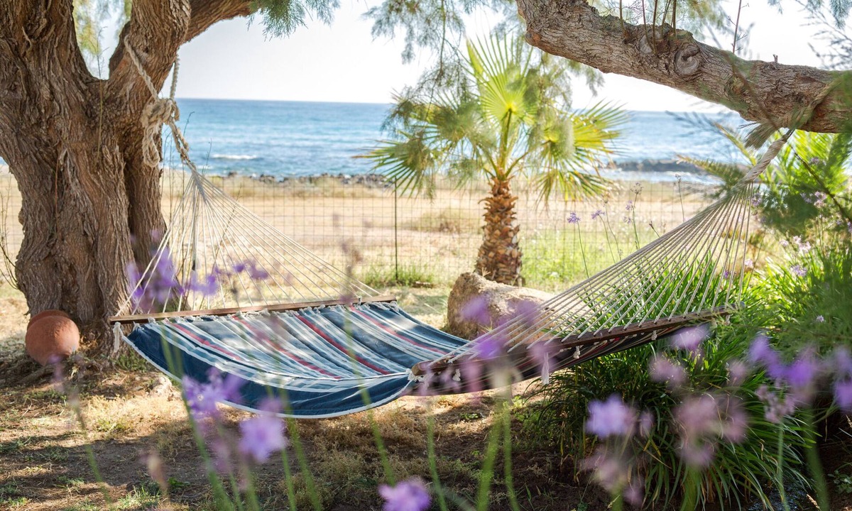 Limeniskos House | "Mera" Falasarna BeachFront, Getaway With Jacuzzi, Amazing Sunset.