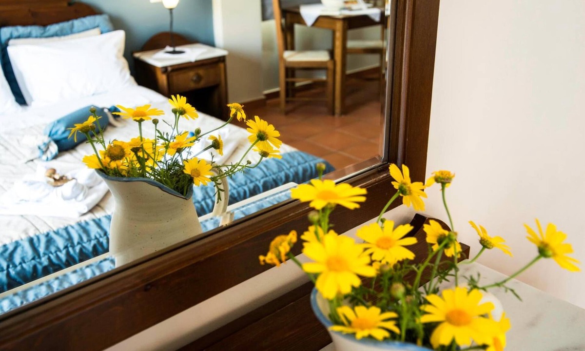 Galaxidi House | Mira Mare Hotel