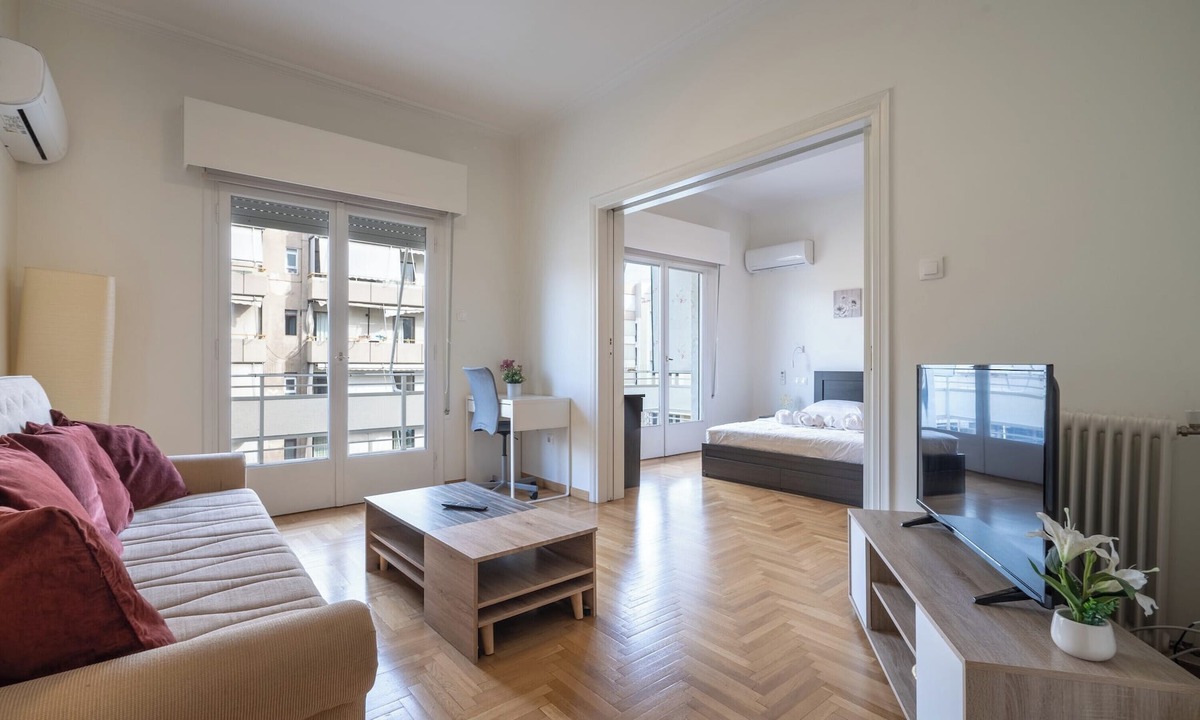 Nea Smirni Apartment | Nea Smyrni 1 BDRM – Links To City Center by MPS