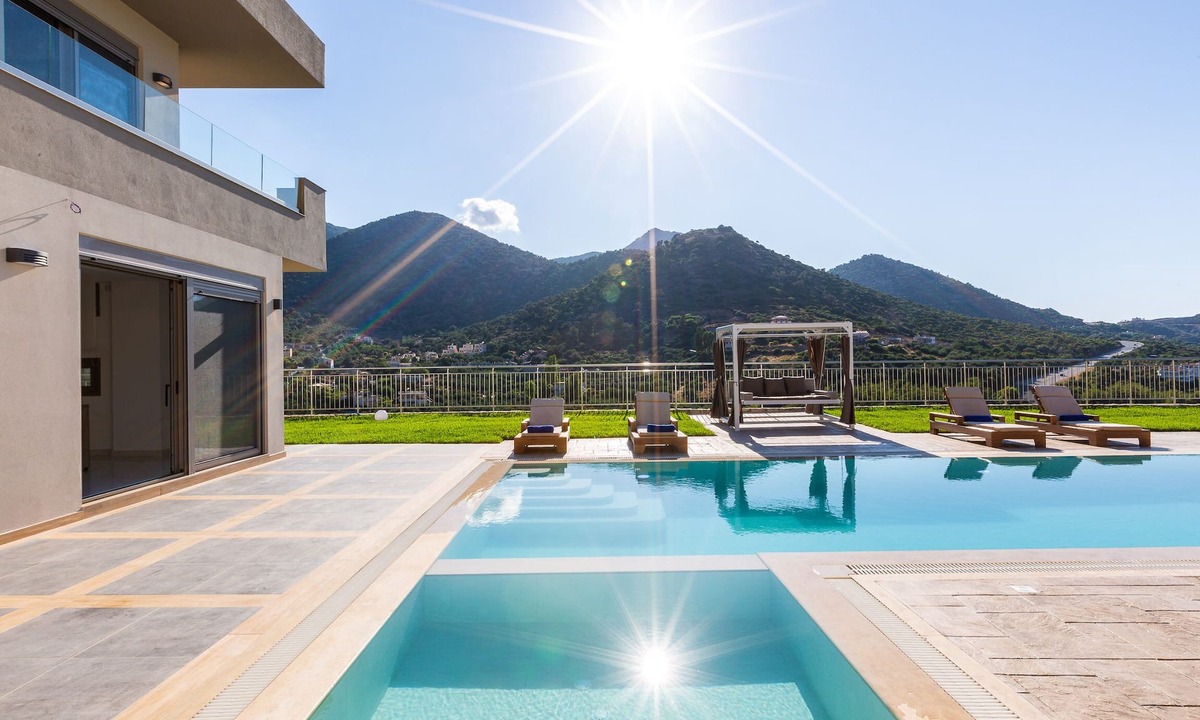 Bali Villa | Oraia Eleni Villa, with Pool, BBQ, Playground & SeaViews