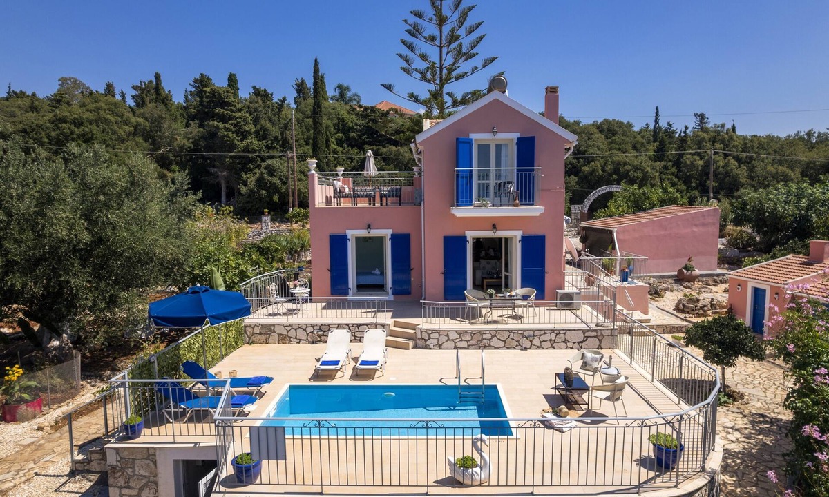 Fiskardo Villa | Peaceful countryside location with authentic village charm