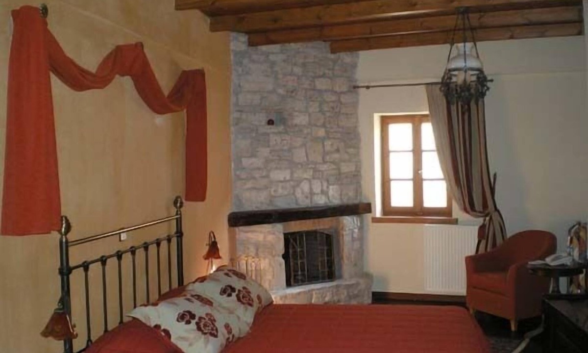 Kalarites Hotel | Petradi1873