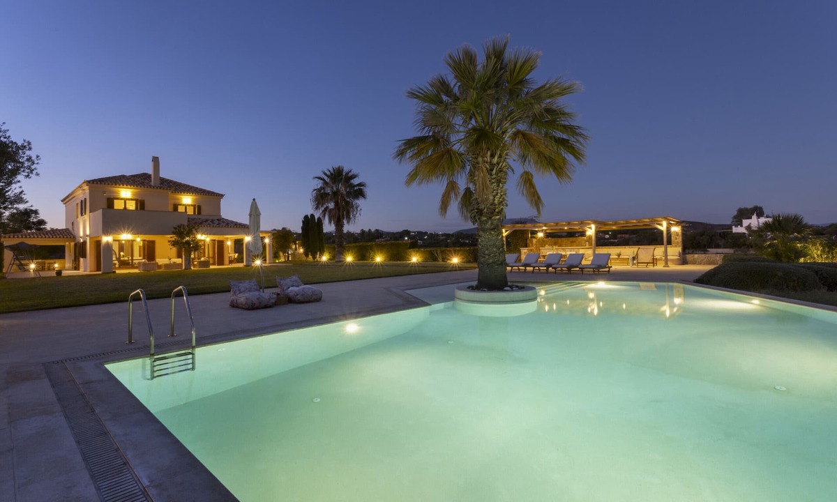 Kilada Villa | Porto Heli · Heaven on Earth Villa