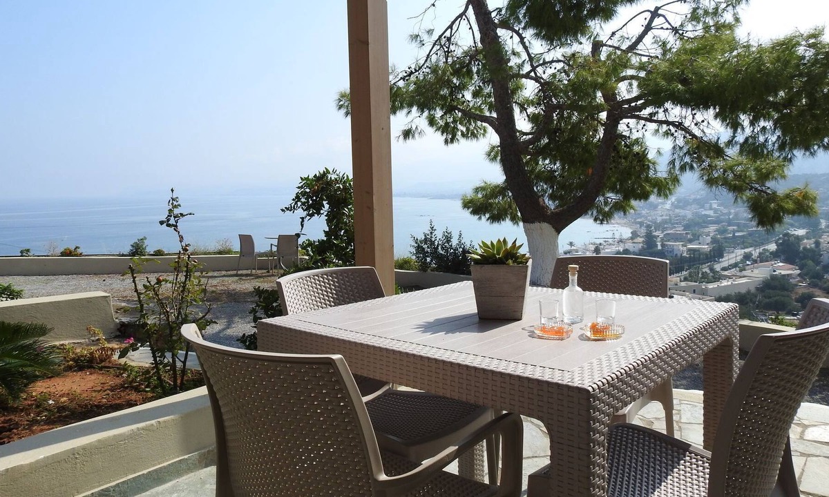 Stalida Villa | R 3012 Villa Ealasaid with Sea View, Sofa Bed & Soundproof Windows.