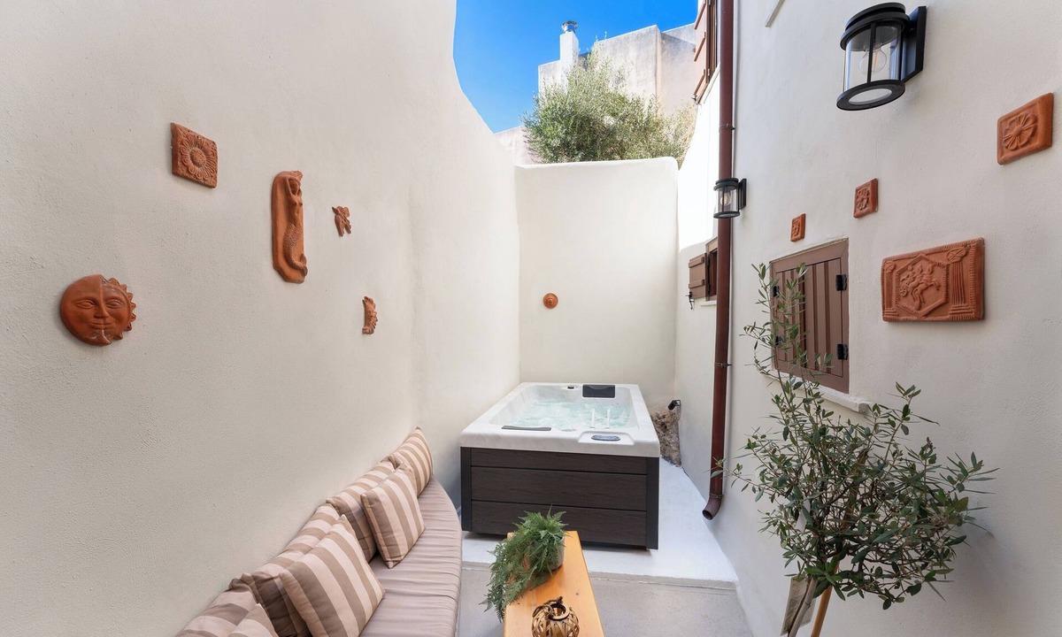 Rhodes Old Town Hotel | Rodos Old Town Aqua Luxury House