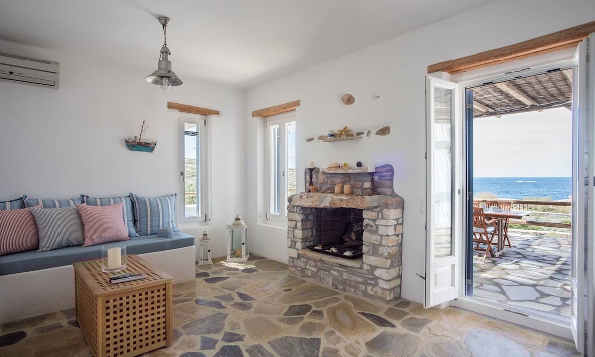 Parikia Villa | Seaside Villa- Island Living Paros-