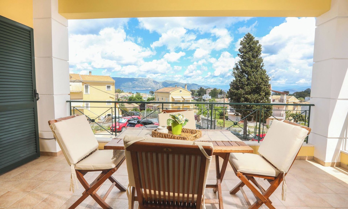 Corfu Town Apartment | Smart Home Corfu Two-Bedroom Apartment with Terrace and Sea View