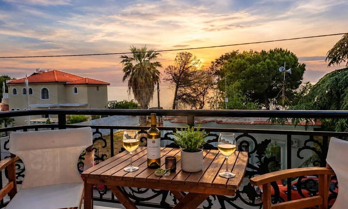Skala Sotiros Apartment | Studio Apartment 'Chrissi 103' with Sea View, Wi-Fi and Air Conditioning