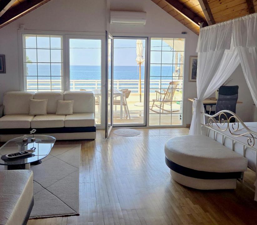 Kanali Apartment | Suite in front of the sea