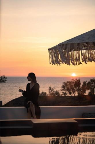 Kamari Villa | Swell Suites, Santorini