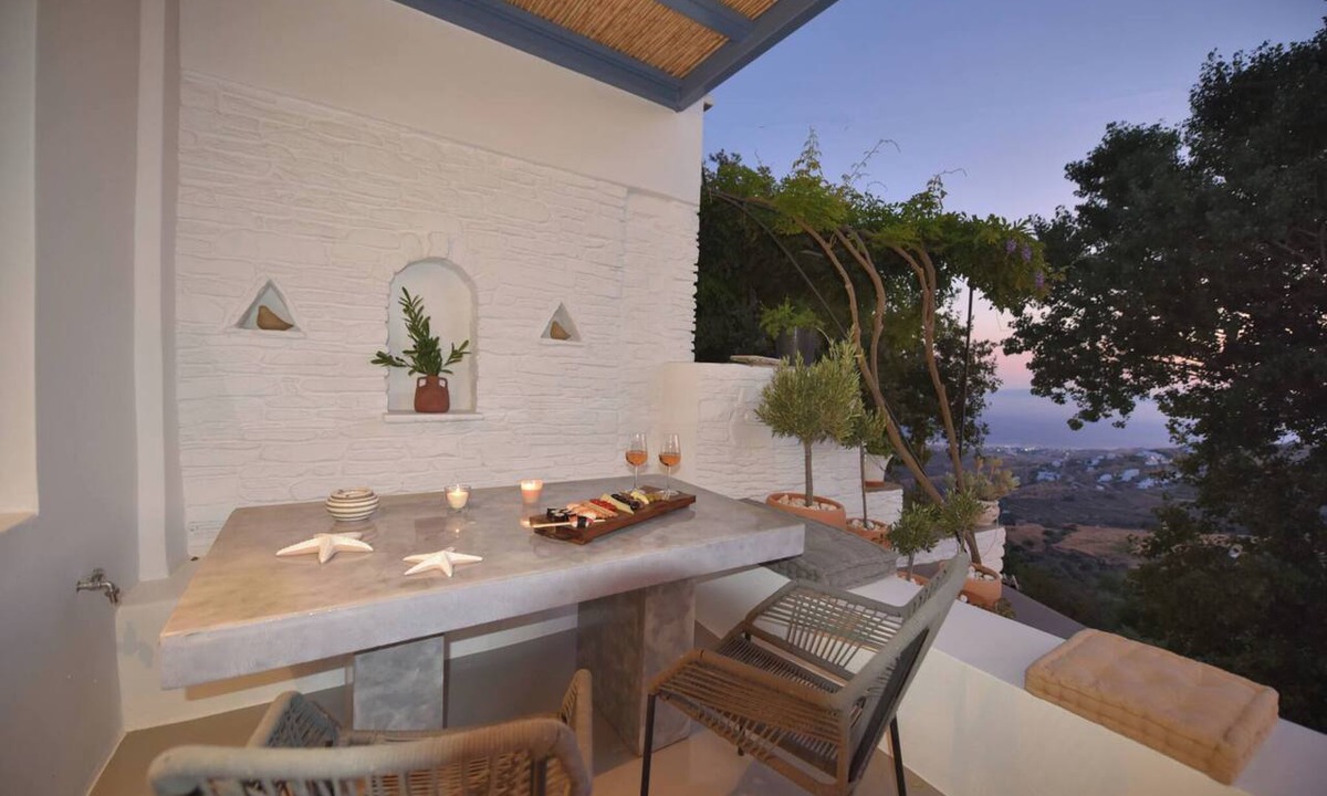 Tinos Hotel | Thea Suite, Vivian Suites Tinos