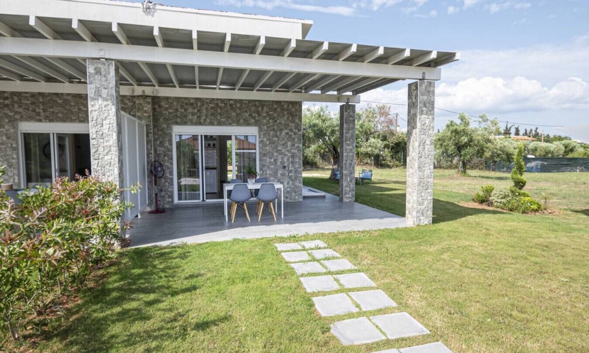 Kalivia Poliyirou House | Topos Maisonette Right by RentalsPro - Kalives Halkidiki