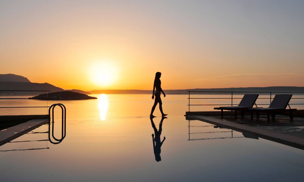 Plaka Villa | Traditional Cretan Villa with Infinity Pool & Sea Views | Anemos SK Place Crete