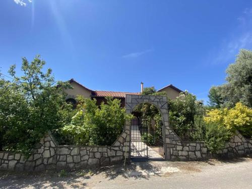 Vournikas House | Varagas Bliss