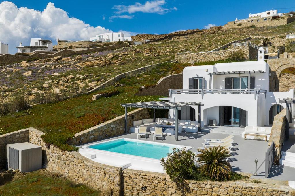 Houlakia Villa | Villa Diorite by Mykonos Rocks