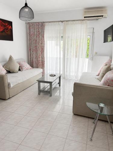 Potos Apartment | Villa Eirini